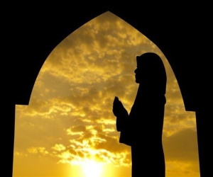 سه نشانه ی مومن